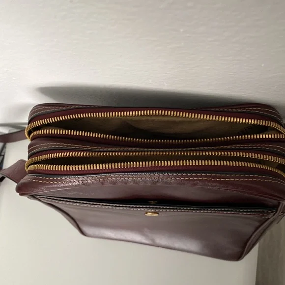 Goldpfeil Crossbody / Shoulder / Travel Bag